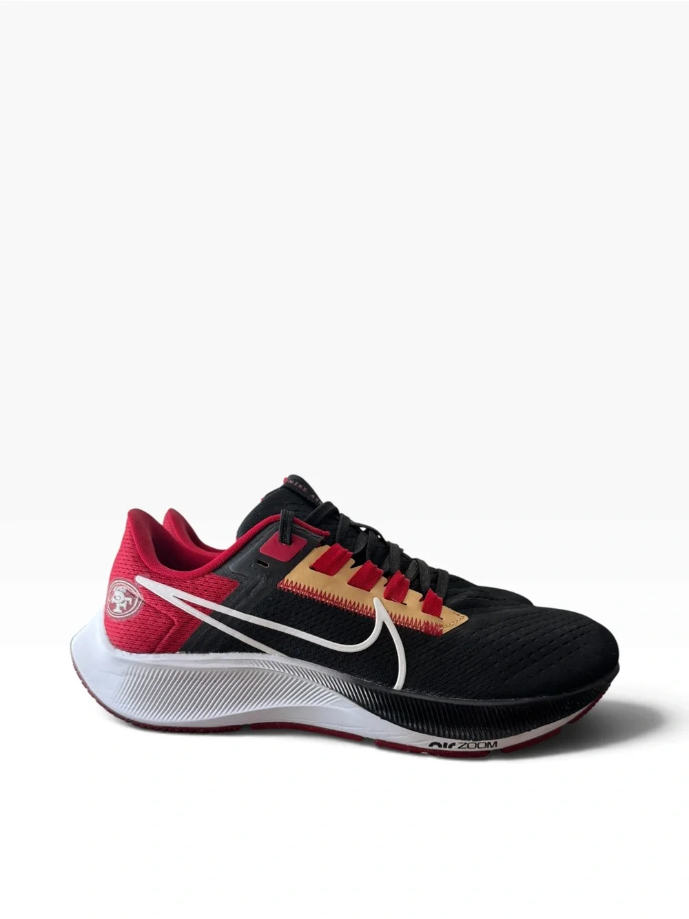 Nike Air Zoom Pegasus 38 49ers Sz 7/ 8.5 WM’s Red Gold Sneakers San Francisco